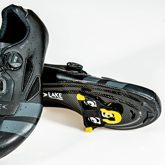 Road bike shoe best sale clips